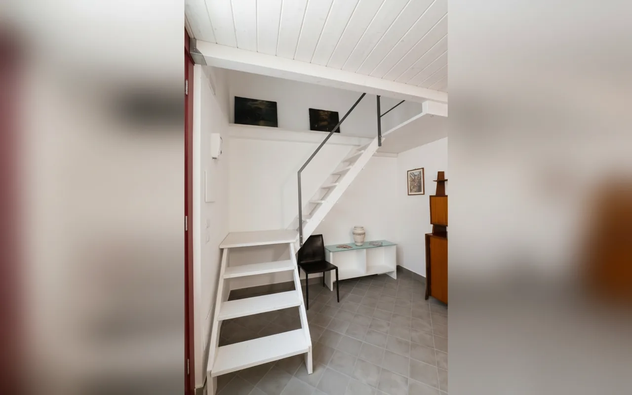 Camera con bagno privato — Woodenloft, CATANIA (Sicilia) (foto 20)